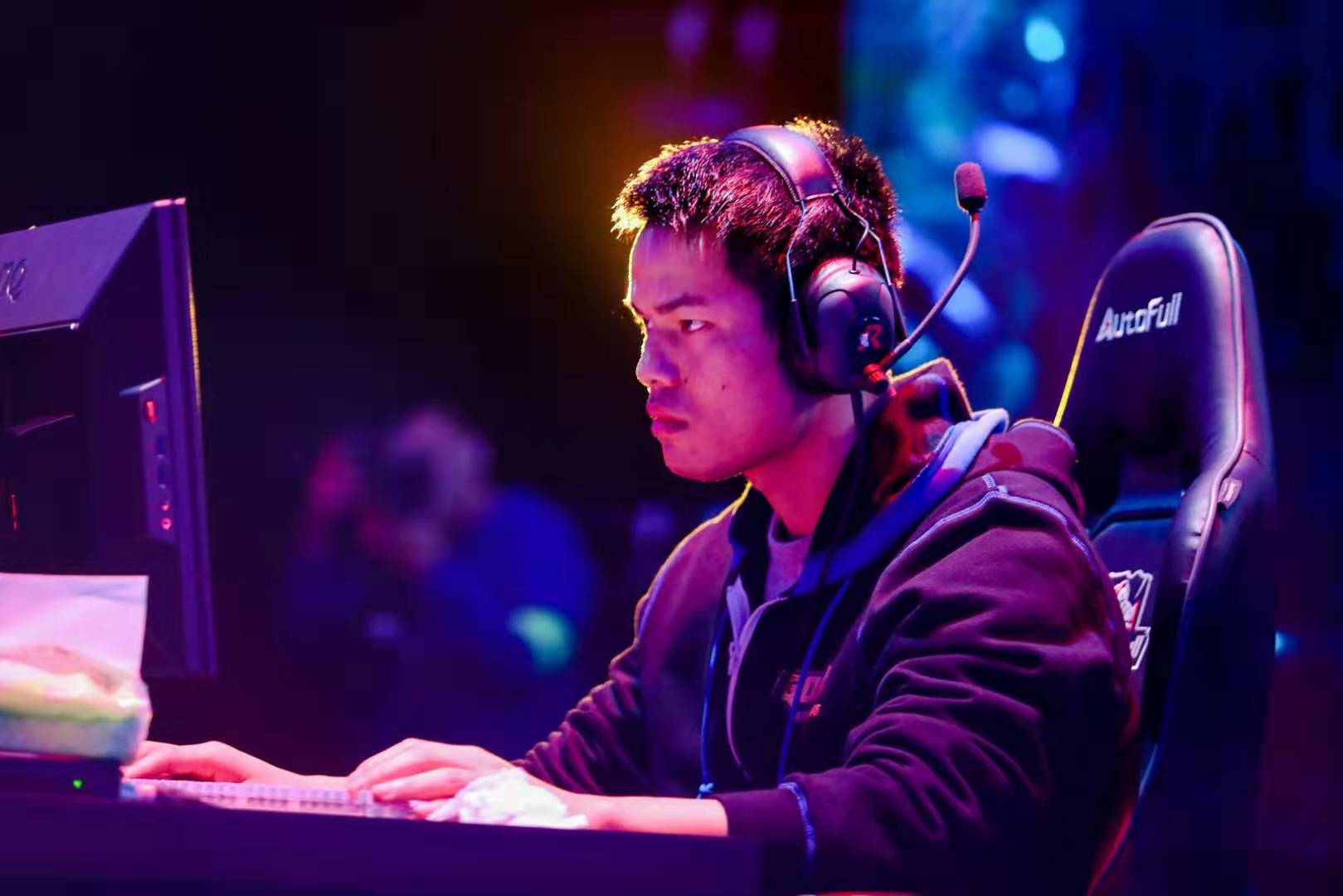 的赛季中需 的赛季中需