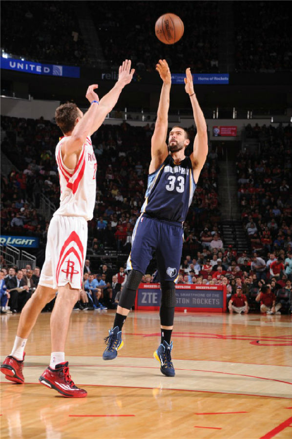 防守反击实 防守反击实