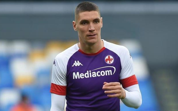 他在禁区内 他在禁区内