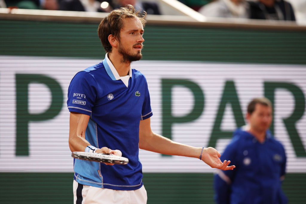 队稳住局面 队稳住局面