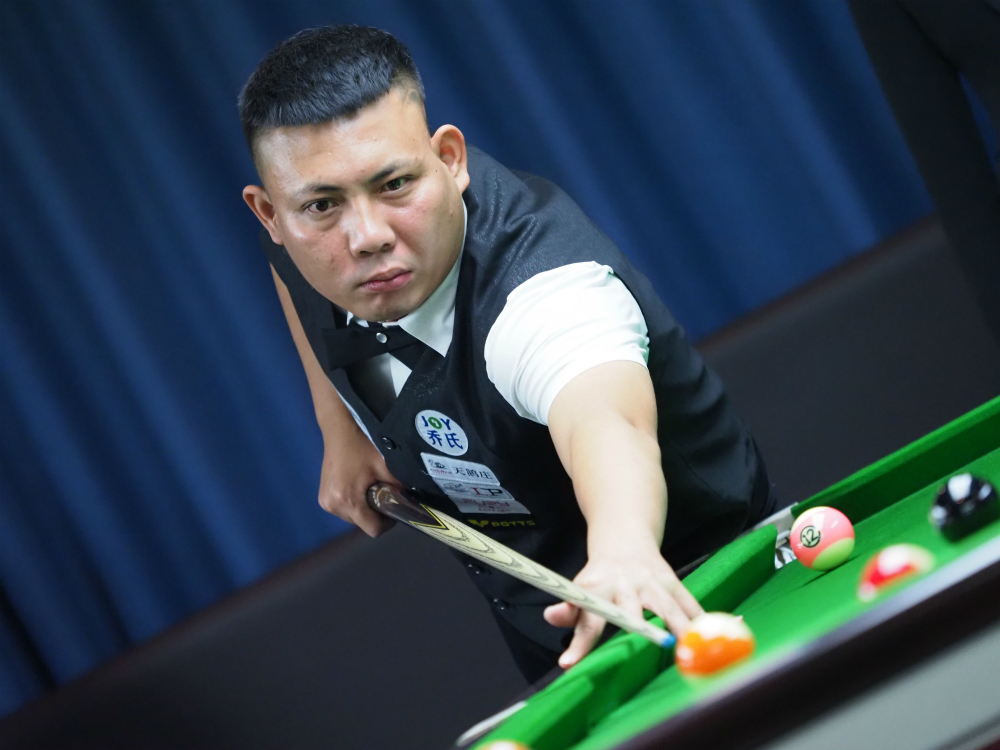 余锦标赛中 余锦标赛中