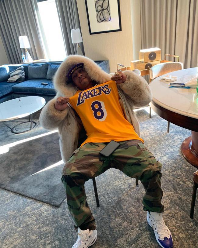 D站米兰哥 D站米兰哥